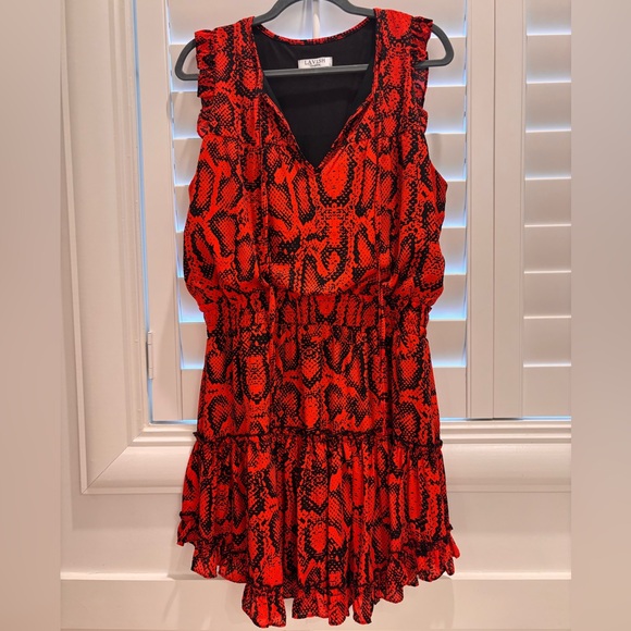 Lavish Maci Red and Black Mini Dress Size L NWOT - Picture 3 of 6
